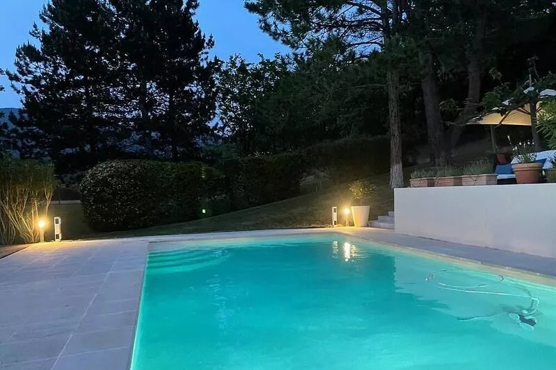 Stunning Luxurious Villa - Heated Pool and Tennis Court - Lourmarin