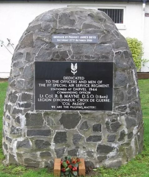 Sas Monument Cairn