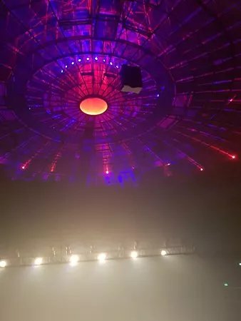Cirque Royal