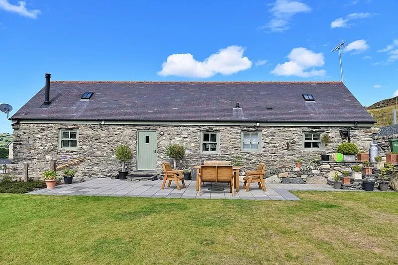 Finest Retreats | Moelis Granary
