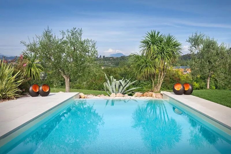 Villa Mexico-With Pool and Whirlpool
