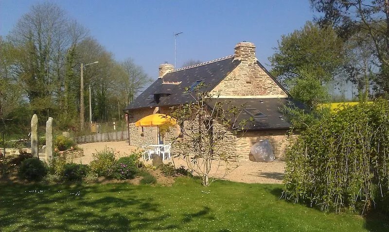 PROMOTION ! rental : old Bretonne house, in stones, in the countryside
