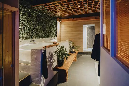 Menevia Beauty & Spa