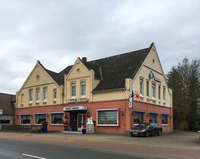 Hotel Maske