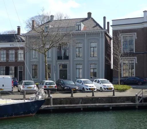 Gallery van den Berge
