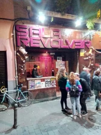 Sala Revolver