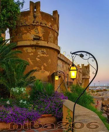 Il Castello Di San Nicola L'arena