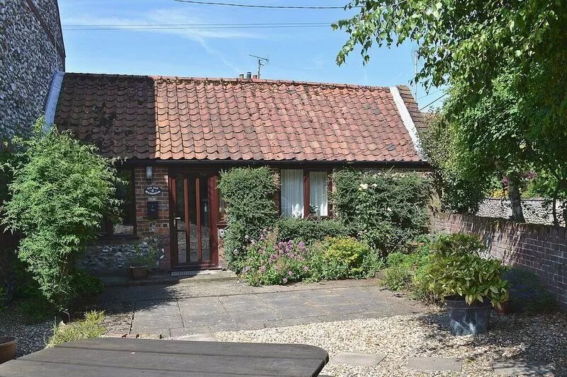 2 bedroom accommodation in Burnham Market