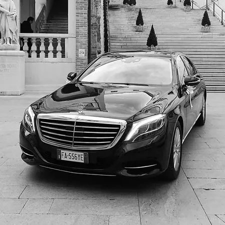 Collesei Luxury Taxi - Noleggio Con Conducente NCC