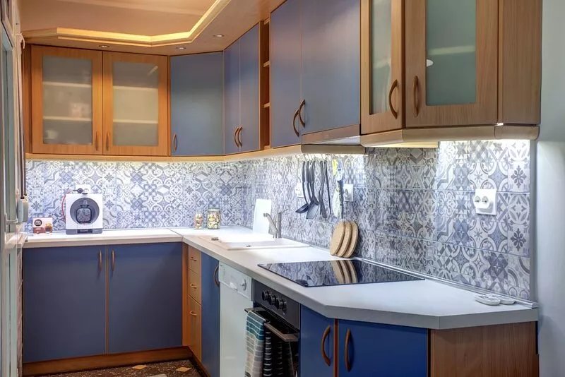 Spacious apartment close to the American Embassy + Parking