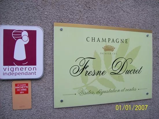 Champagne Fresne Ducret, La Bonne Table Cooking Classes, and Broquilles