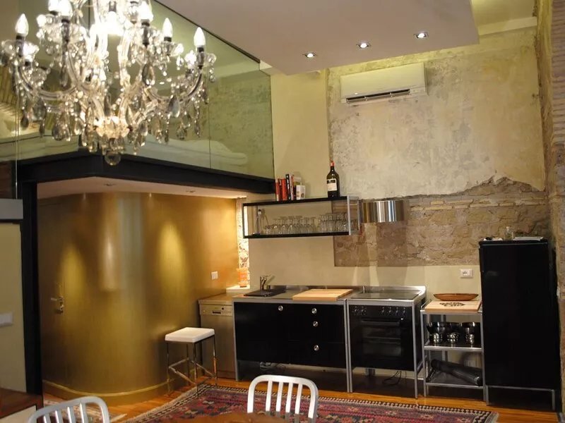 Luxury Town Loft. Great bars & restaurants 5 stars reviews