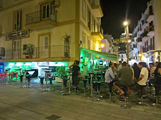 Zoo Bar