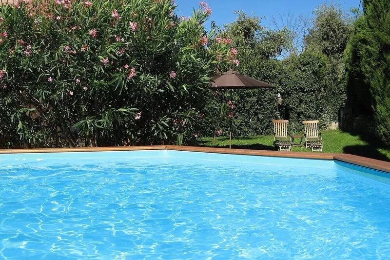 Large 3bed Villa Apt 100m². Shabby Chic French Furniture. Pool & Garden private