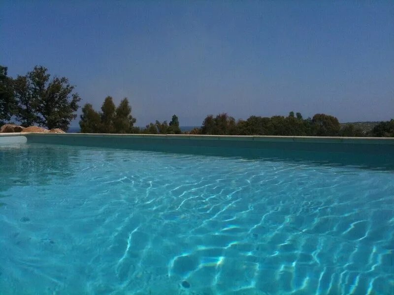 Contemporary villa, pool, sea view, near beach.
