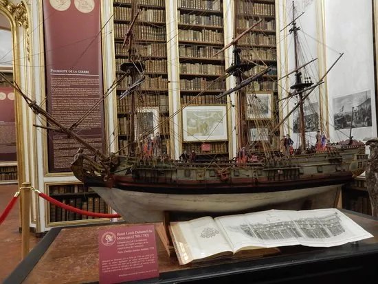 Bibliotheque Municipale de Versailles