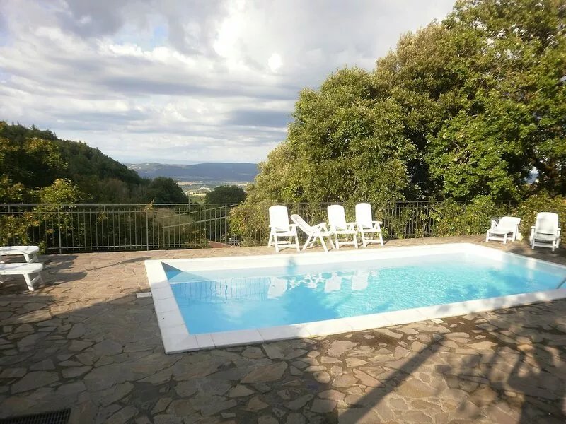 panoramica casa con piscina privata