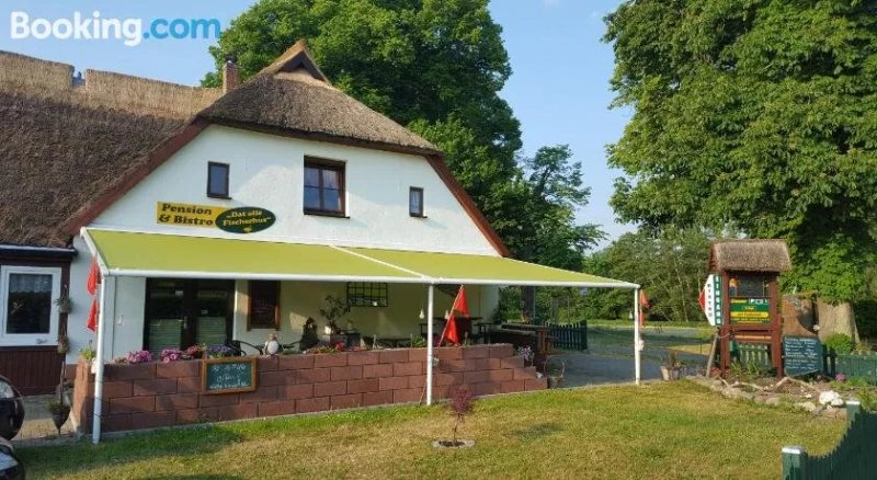 Pension und Bistro" Dat olle Fischerhus"