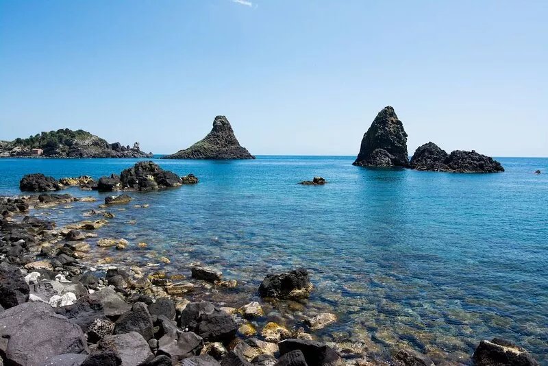 acquabianca, you and the sea never so close