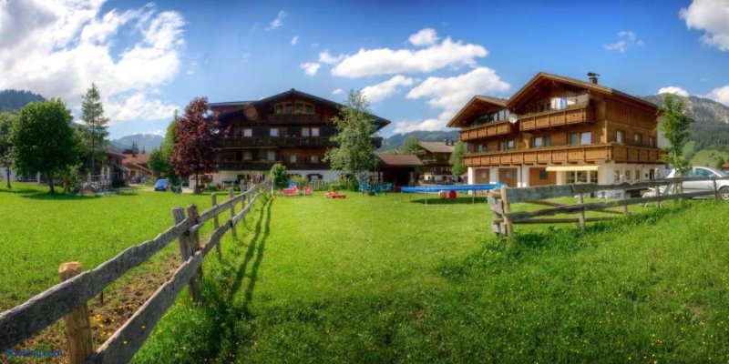 Ferienwohnungen Tannheim & Ferienpension Christl