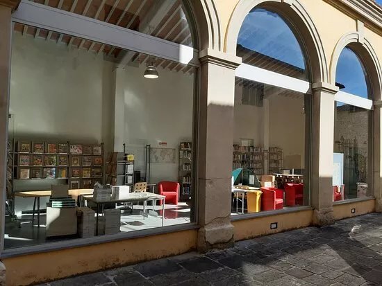 Municipal Library "Bartolomeo Della Fonte"