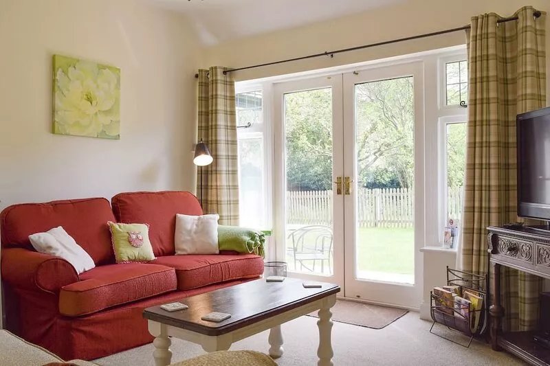 Kingshill Farm Cottage - 28270