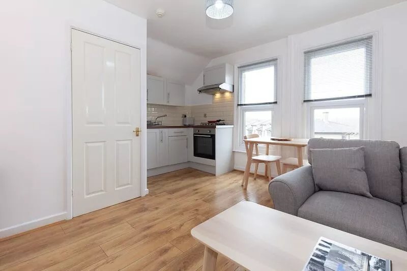Sleep & Stay Oxford - Iffley Penthouse Inc Parking