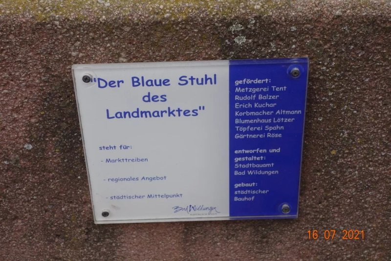 Die Blauen Stuhle