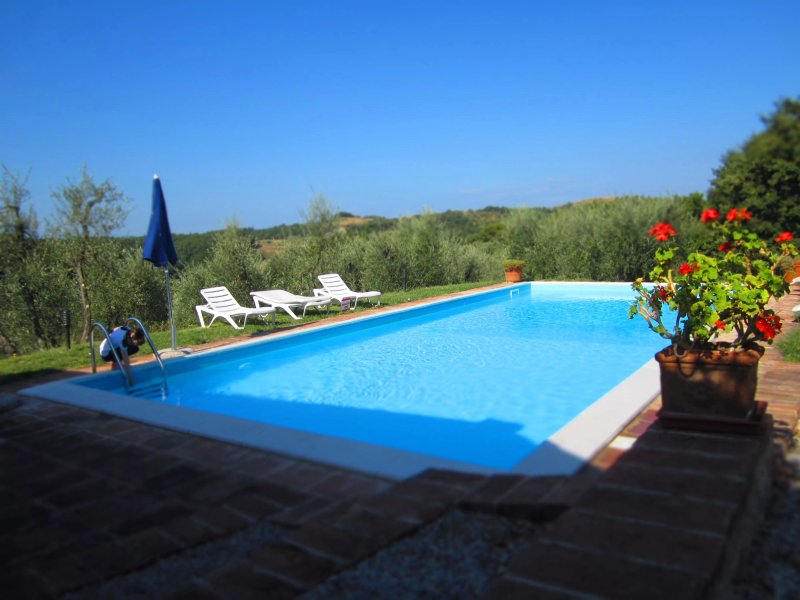 5 BDR Villa, Pool, Wifi, AC in Siena Countryside