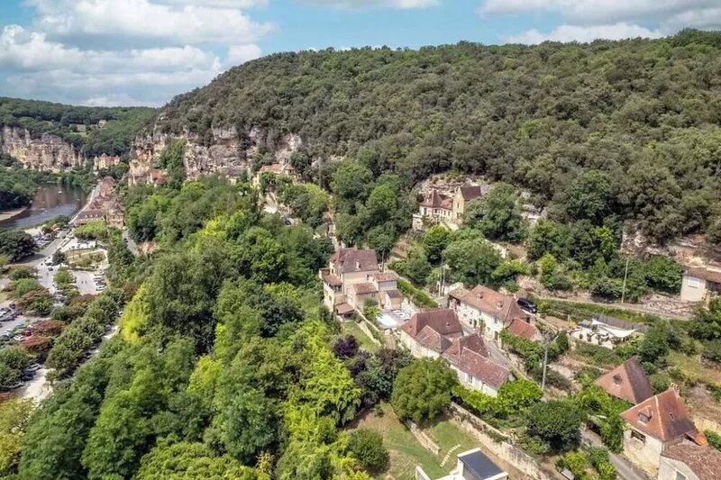 Beautiful Holiday Home In La Roque Gageac in the valley of the Five Chateau,s.