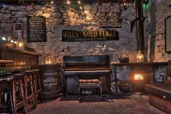 Coughlans Bar & Live Music Venue