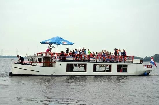 Cruise Ship Opolanin