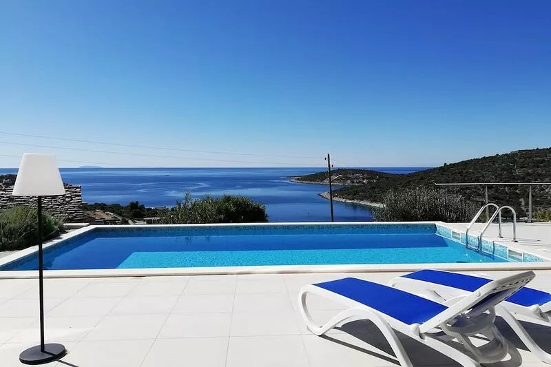 Few nights summer '25 free:Captain's Villa® Seadream, Special - 5% until 30.01.