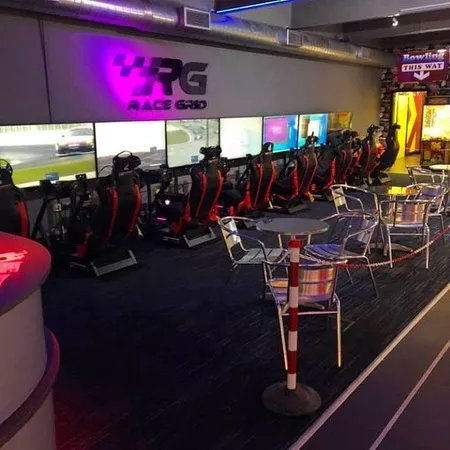 RaceGrid