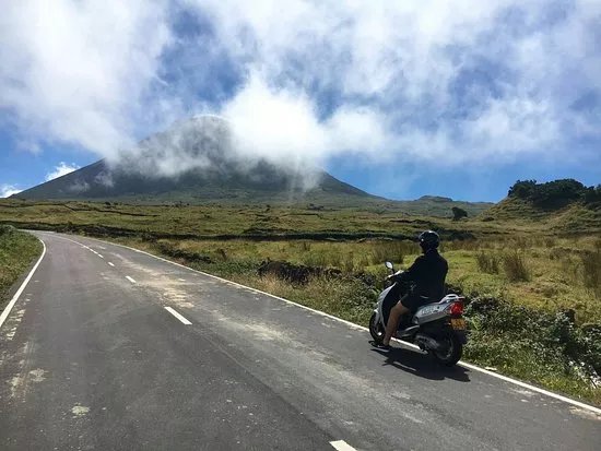 Pico447 Bike & Scooter Rental