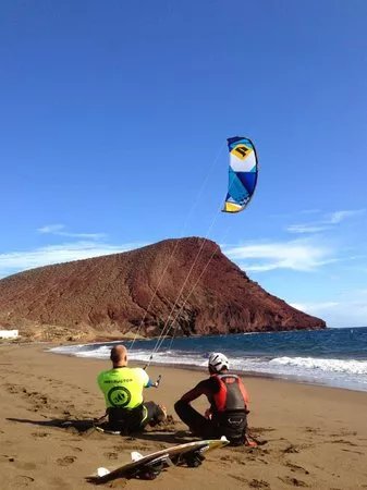 30 Nudos Kite -Wind-Sup Center