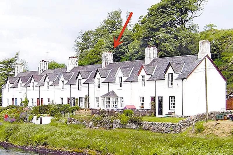 2 bedroom accommodation in Cairnbaan, by Lochgilphead
