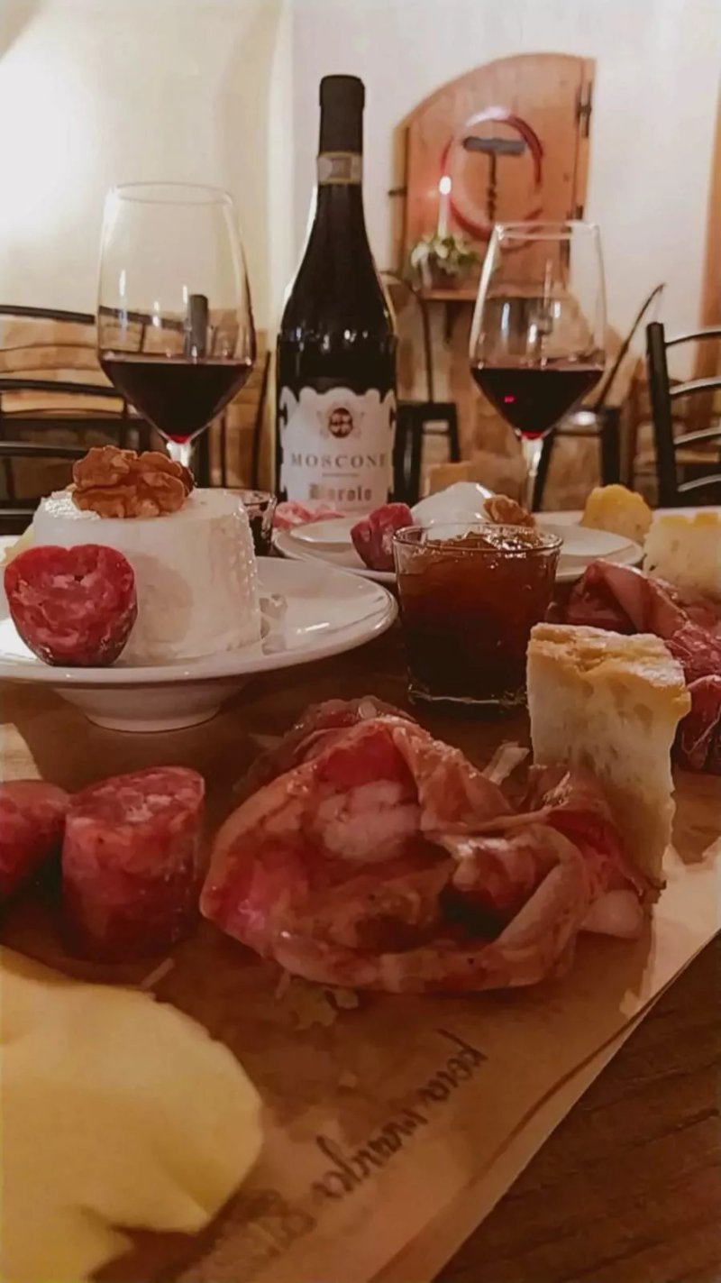 Vineria Saffi