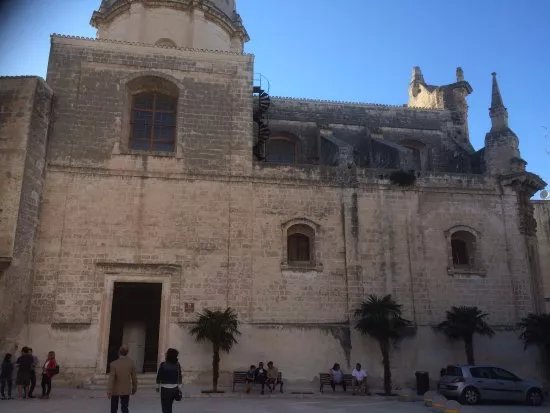 Palazzo di Citta (Ex Convento San Francesco d'Assisi)