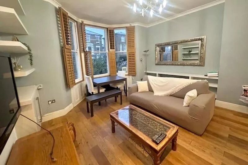 Spacious 2 Bedroom Apartment