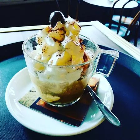 podium coffee Bar