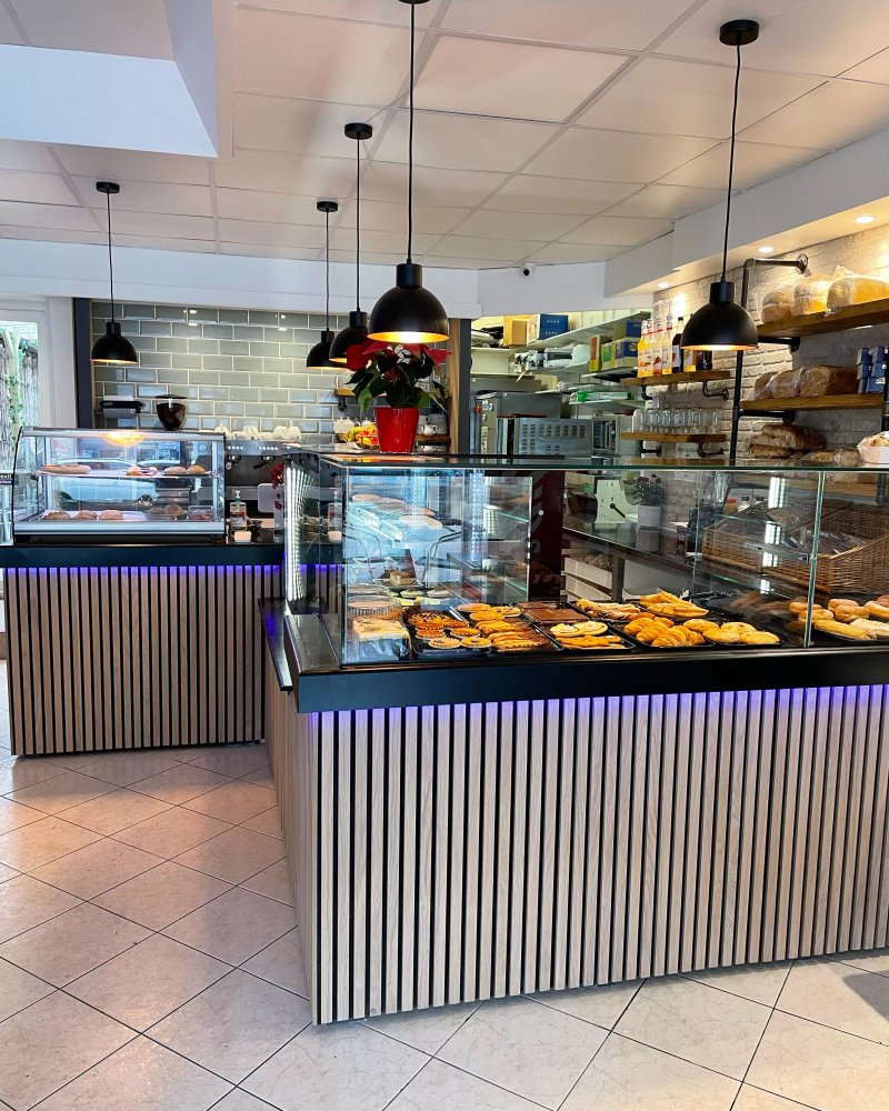 Queensway Tearooms & Bakery