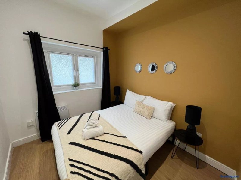 Heart of the City Centre - Serviced Apartments