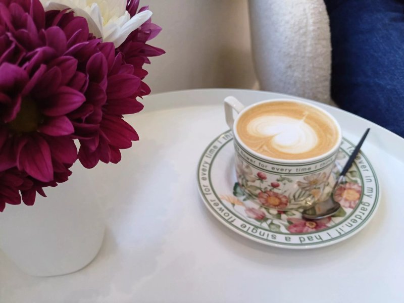 Poto's Cafe