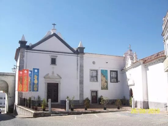 Igreja de Nossa Senhora Dos Prazeres E Museu Episcopal