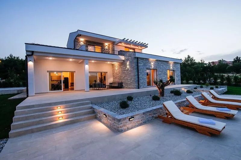 Splendid villa with private pool, amazing sea view, garden with outside kitchen