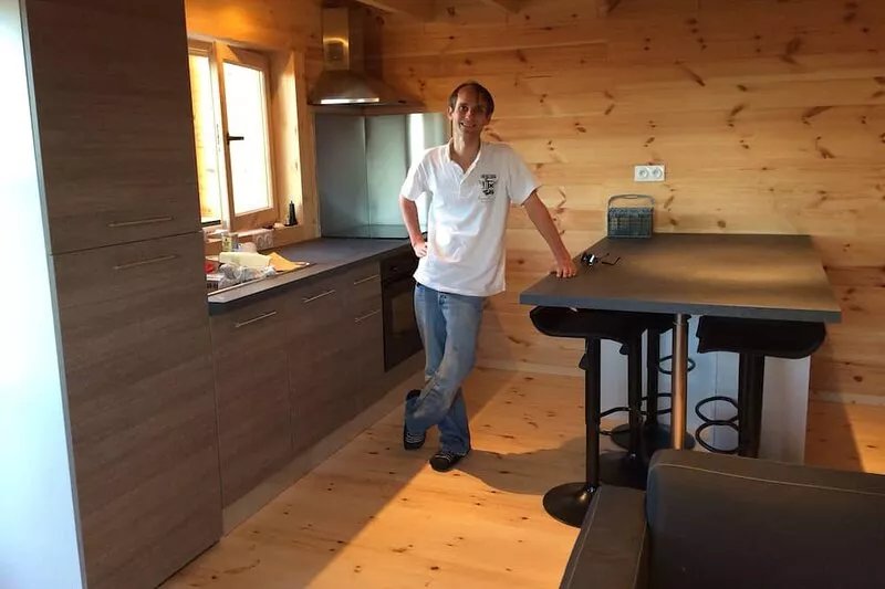 Wooden chalet with sea view