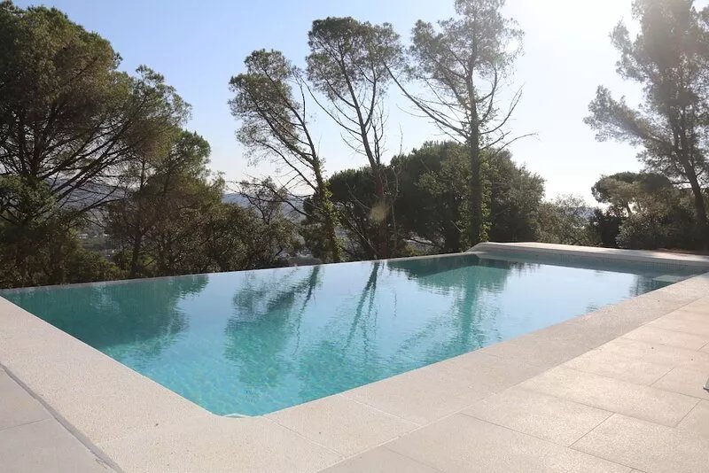 Sea view - infinity pool - A/C - 1km from beach - renovated villa