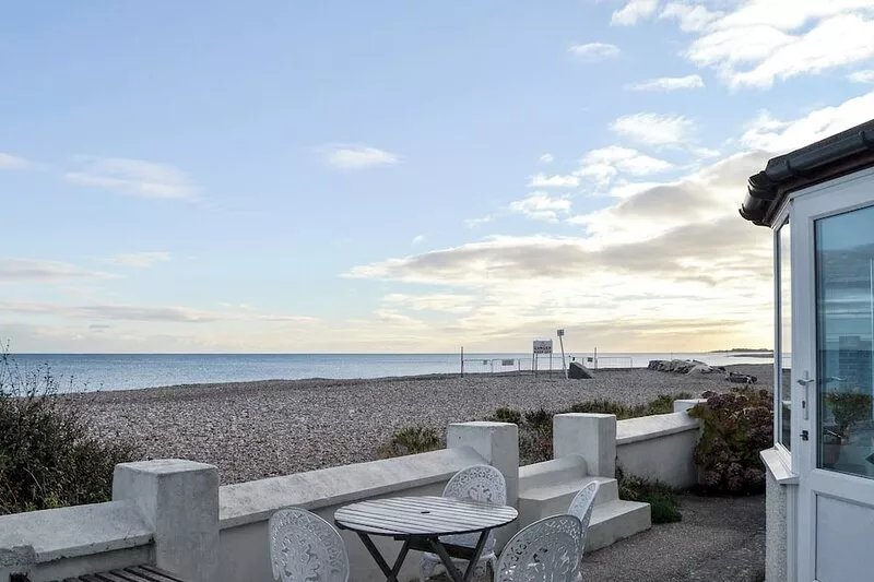 4 bedroom accommodation in Pagham, near Chichester