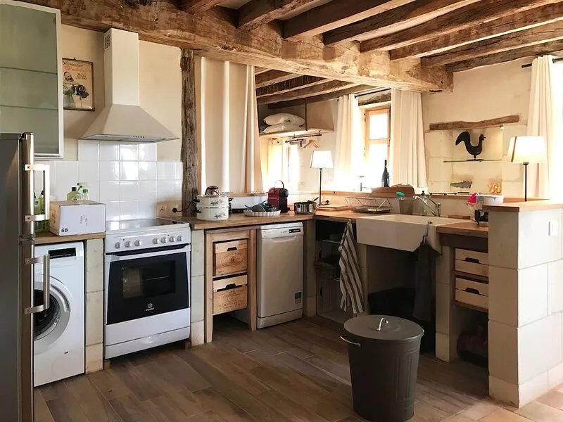 The Sonnay Castle Lodge, near Chinon: 4 **** cottage for 2